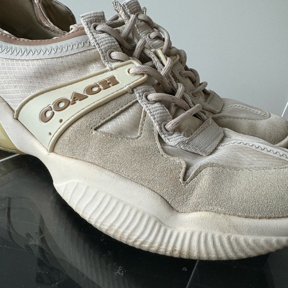 Coach Sneakers Beige - Picture 5 of 11